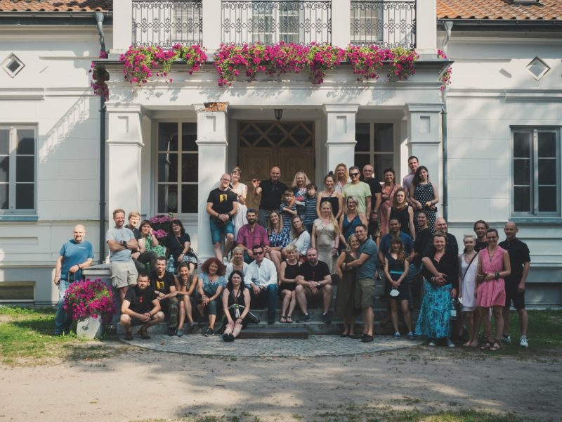 OLYMPUS DIGITAL CAMERA